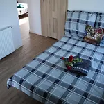 House Vendégház 3*