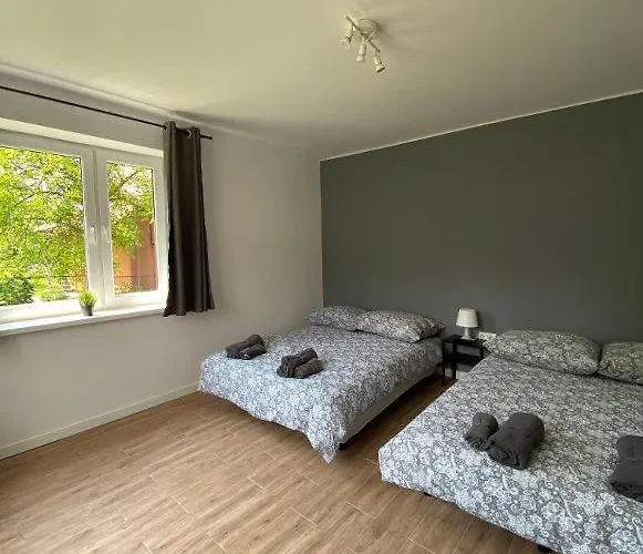 House Vendégház 3*